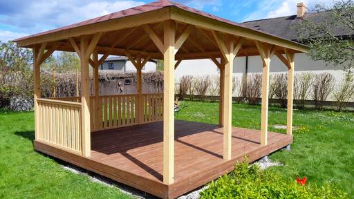 4x4,5 m Holz-Gartenpavillon — Gemütlich, geräumig und perfekt für Entspannung im Freien
