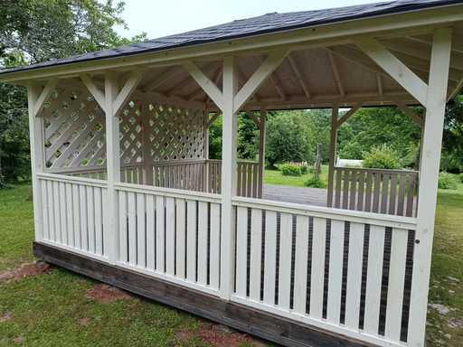 4x4.5 m Weißes Holzpavillon — Elegantes Gartenpavillon mit Terrasse und Schönem Design
