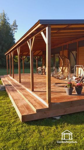 Hausangeschlossene Veranda aus Naturholz mit geräumiger überdachter Terrasse - garden gazebo pergola
