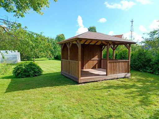 3x4 m Holzpavillon — Gemütlicher Gartenpavillon mit Boden und geschlossener Rückwand